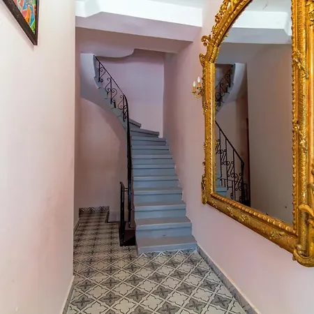 Central And Convenient Studio Flat In Beyoglu Apartamento Estambul
