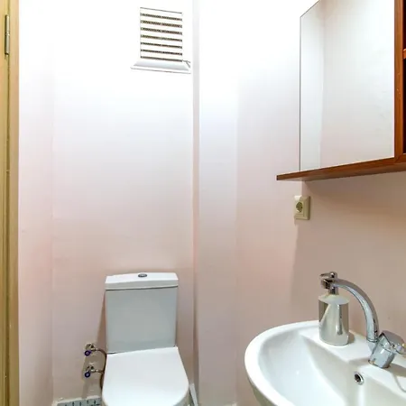 Central And Convenient Studio Flat In Beyoglu Istambul